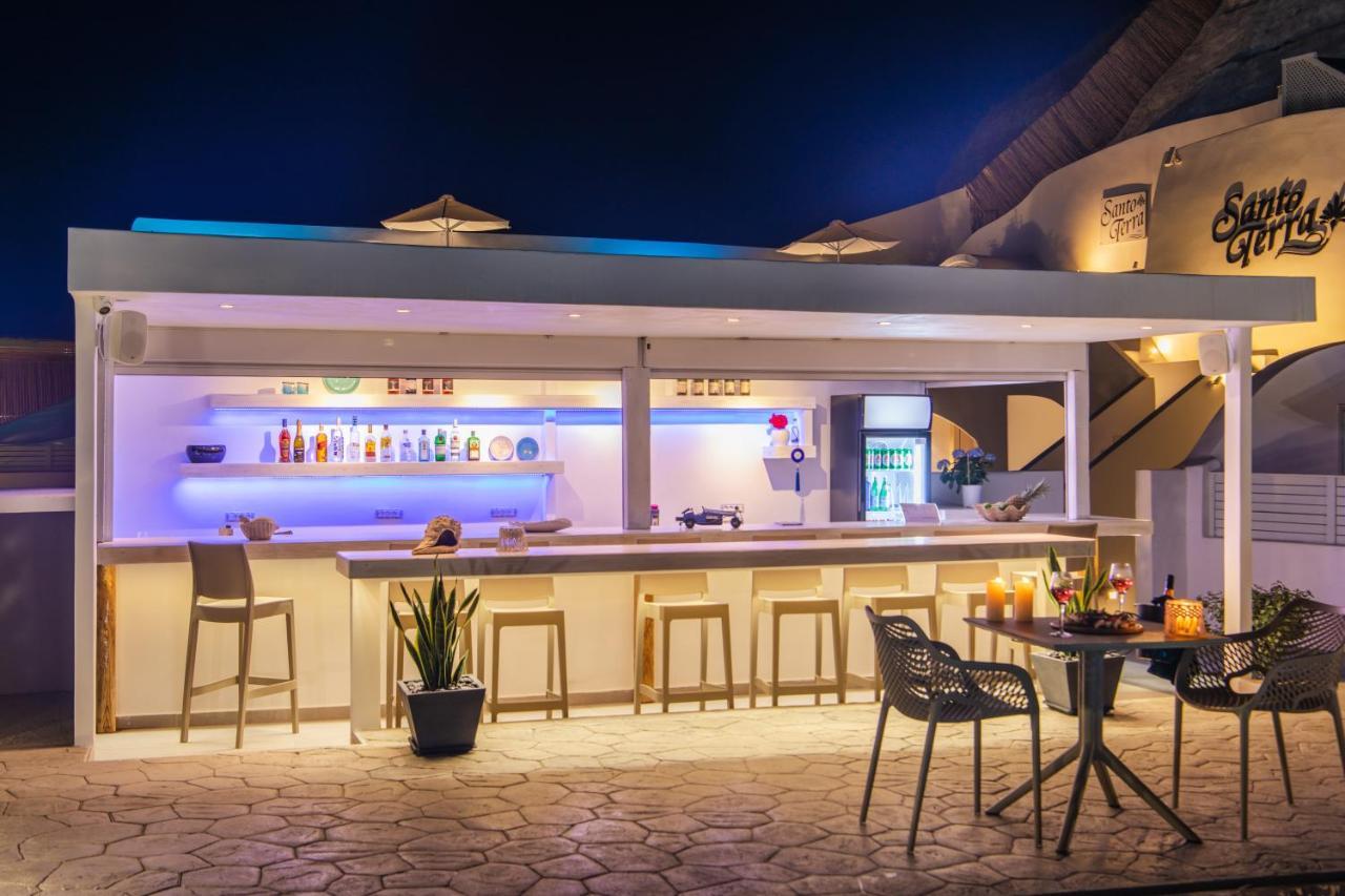 Santoterra Antigua Suites Karterados  Ngoại thất bức ảnh